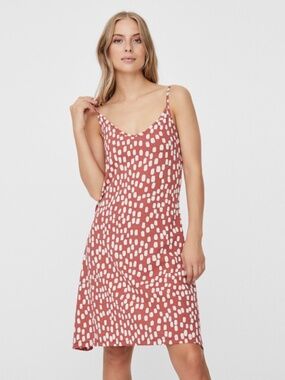 Very Moda | Polka Dot Dress